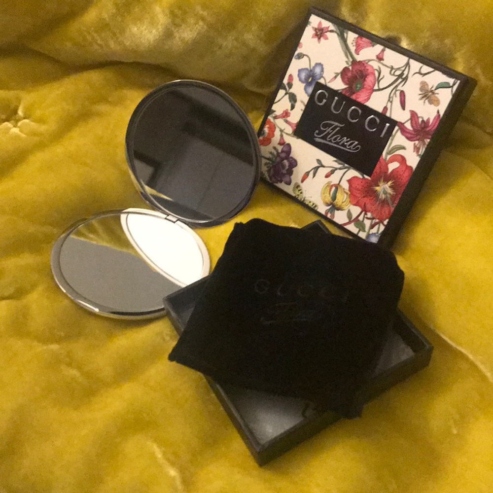 Gucci pocket mirror